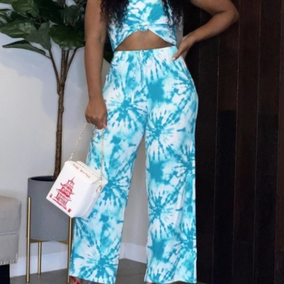 your stars and like-moons 2-piece jumpsuit! - Picture 10 of 10